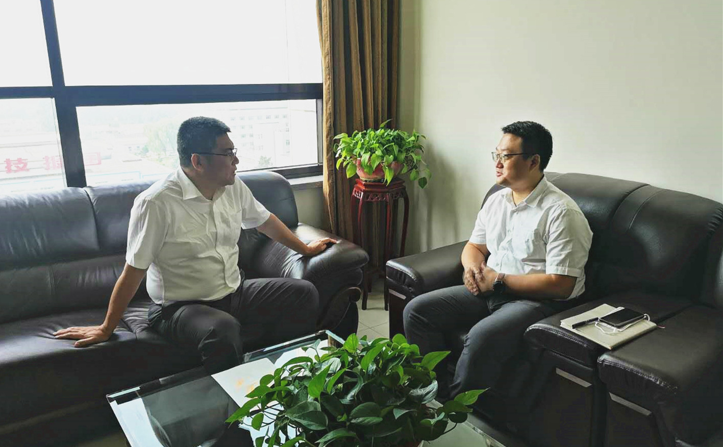 航空集團(tuán)與中航發(fā)沈陽發(fā)動機(jī)設(shè)計研究所開展洽談交流