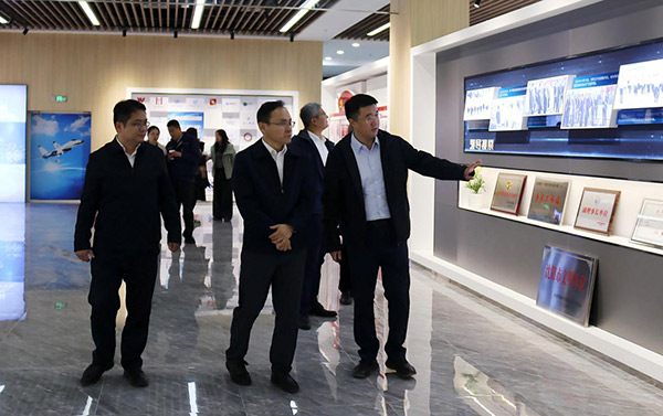 中國鋼研黨委副書記、總經(jīng)理高宏斌一行 到航產(chǎn)集團調(diào)研